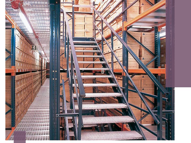 Лестницы складские прочные и безопасные под ключ в Щёлкове