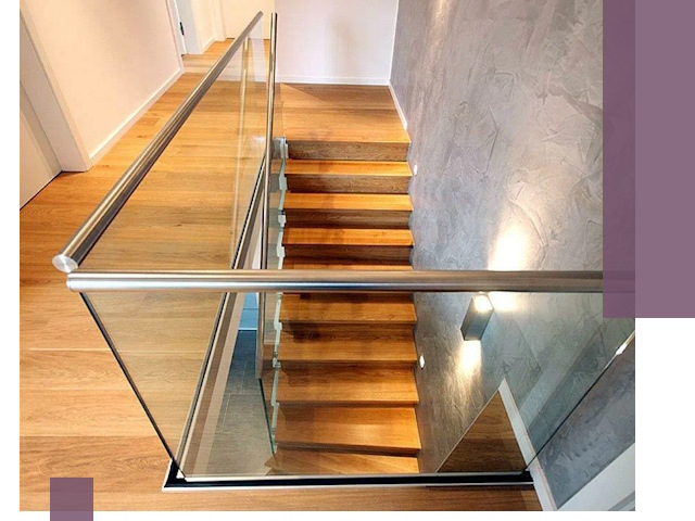 Перила для лестницы в доме — изготовление и монтаж в Щёлкове