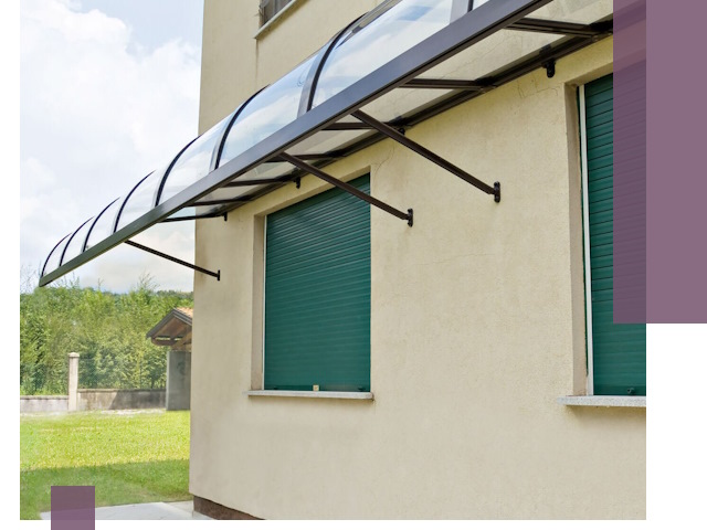 Козырьки над окнами в Щёлкове — изготовление и монтаж по выгоде